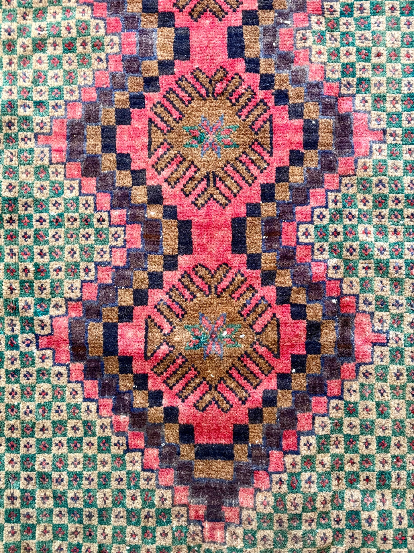 Vintage Rug #133 - 4'1" x 2'8"