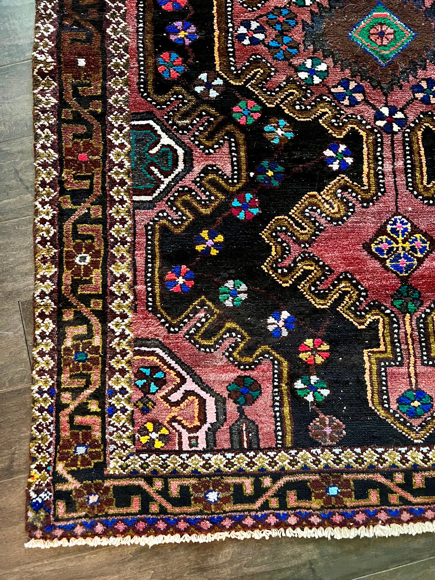 Vintage Rug #75 - 3'8" x 5'0"