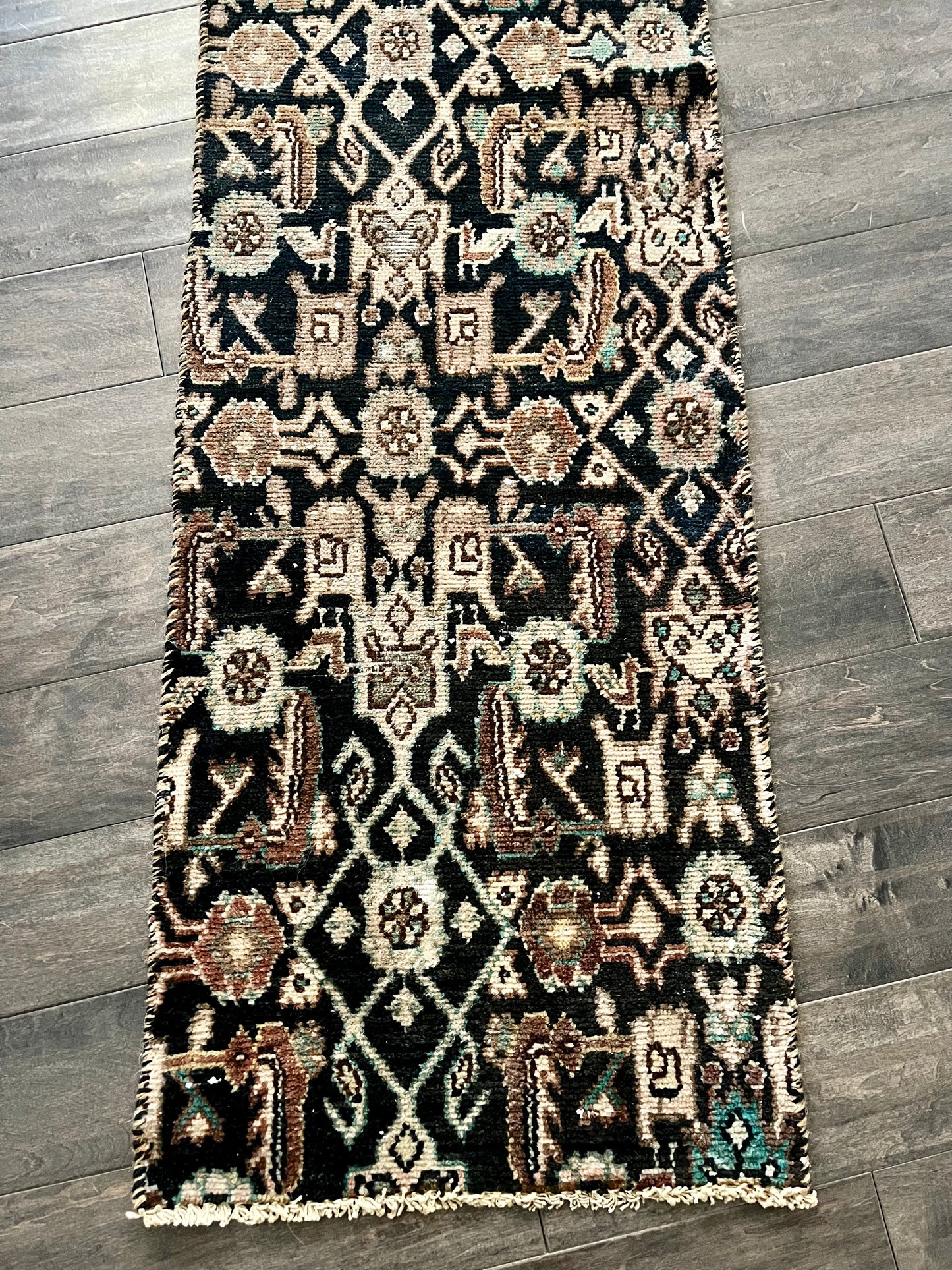 Vintage Rug #70 - 1'7.5" x 8'.5"