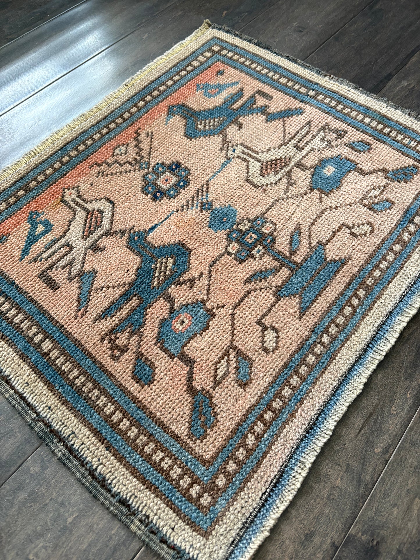 Vintage Rug #141 - 2'0" x 1'8"