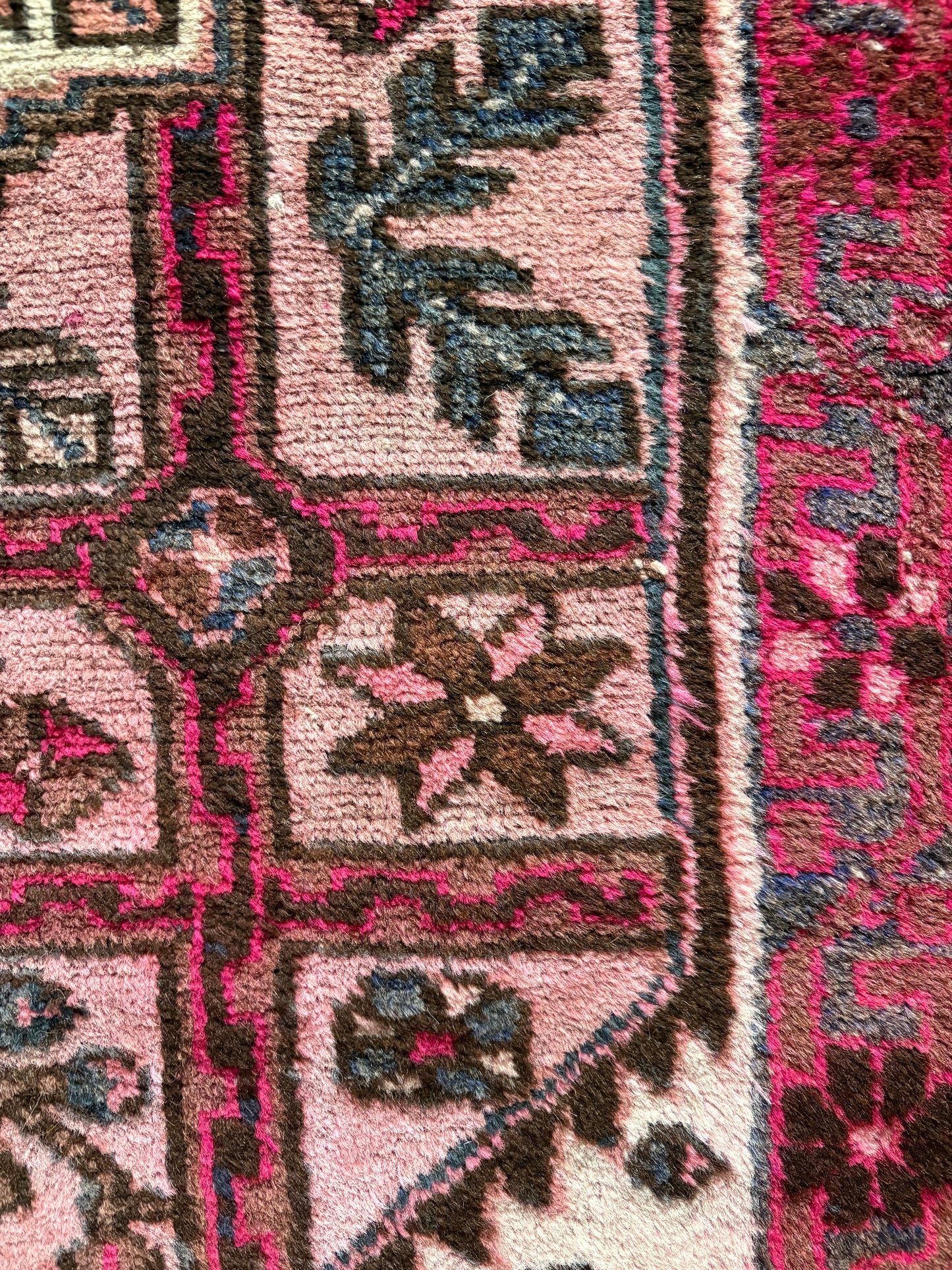 Vintage Rug #145 - 3'9" x 2'5"