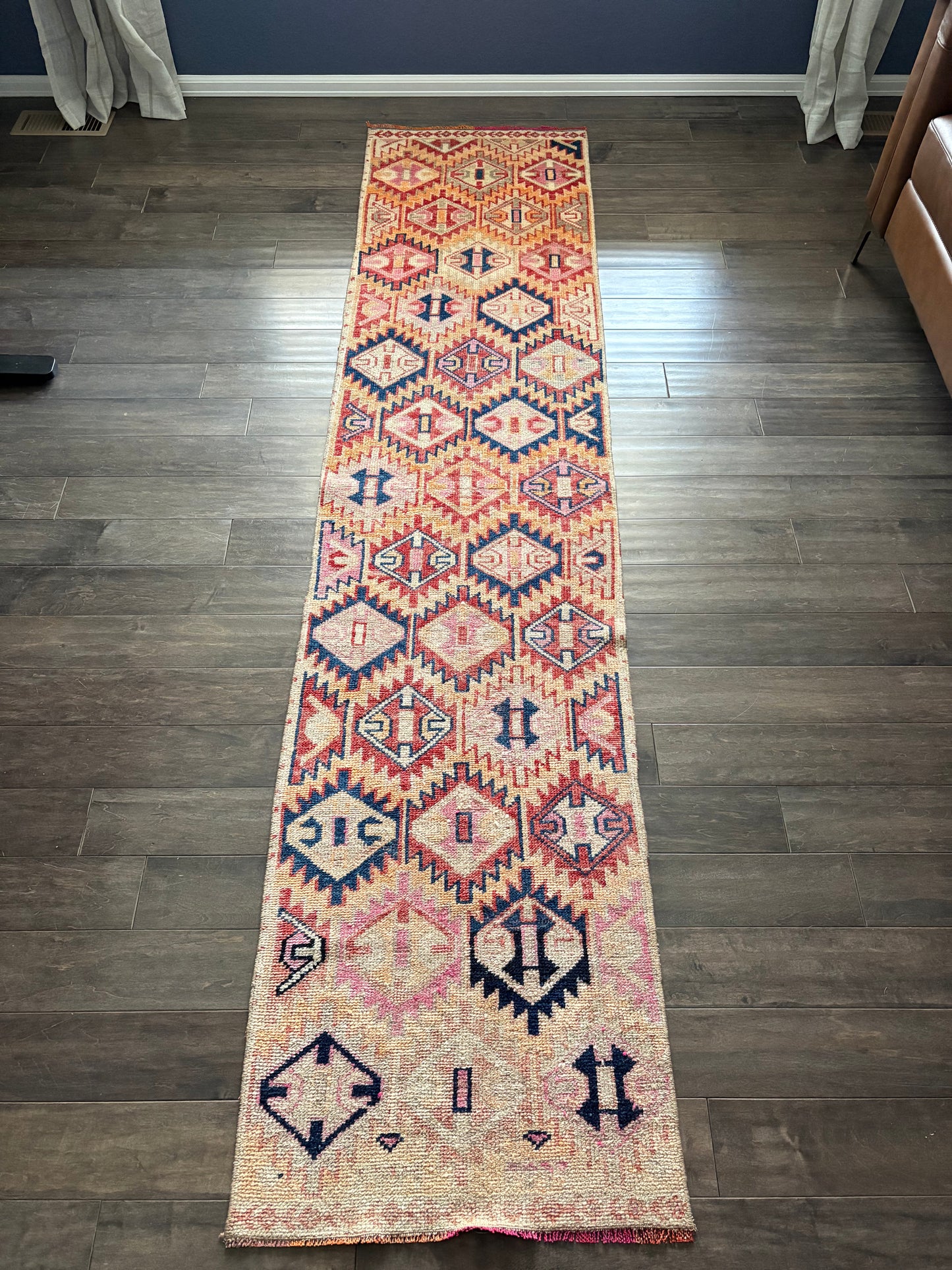 Vintage Rug #142 - 9'5" x 2'2"