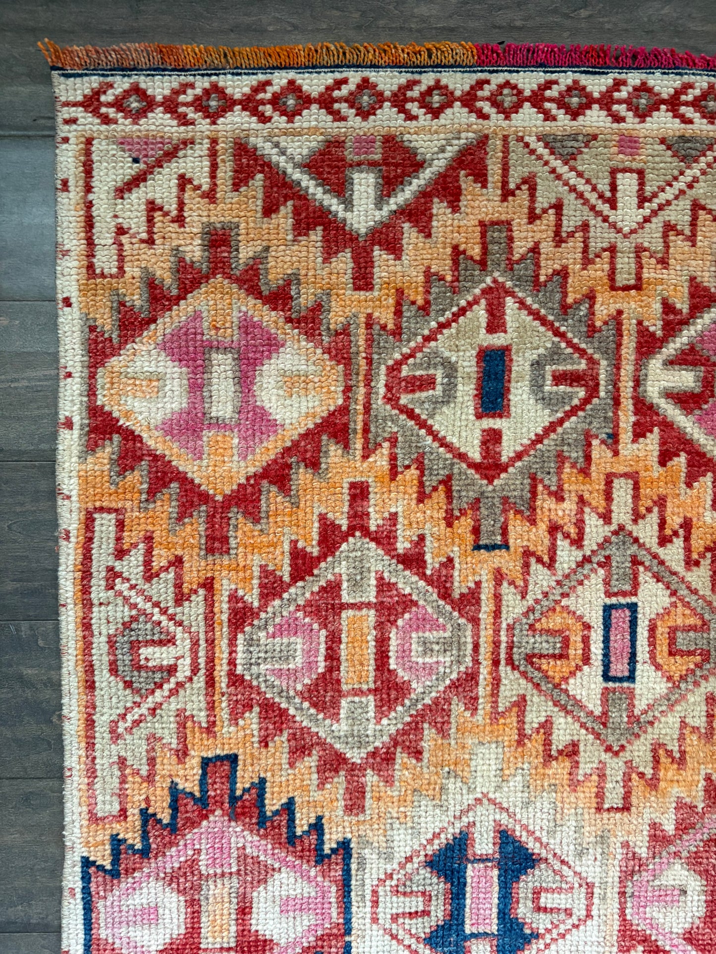 Vintage Rug #142 - 9'5" x 2'2"