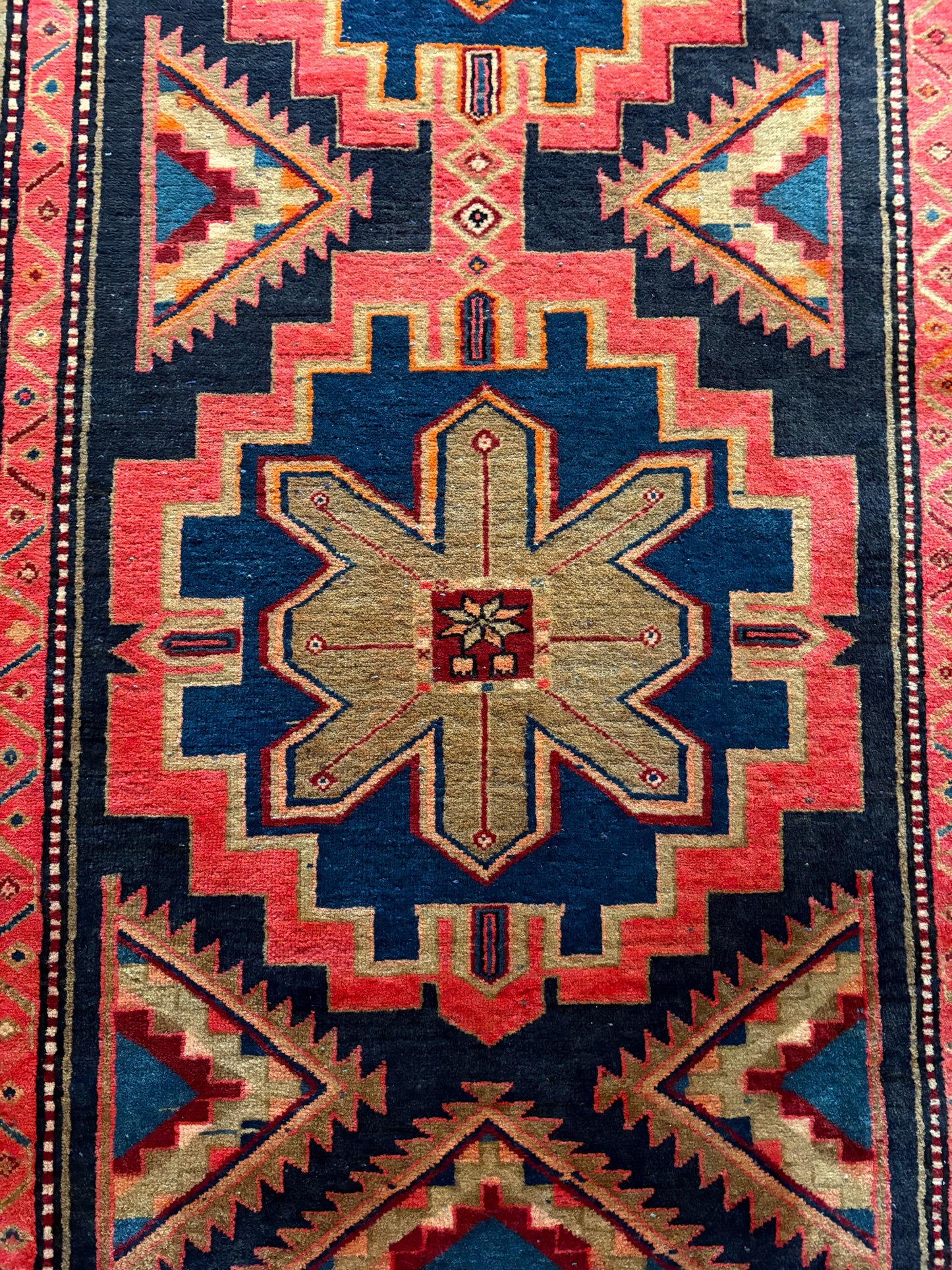 Vintage Rug #143 - 9'6" x 3'9"