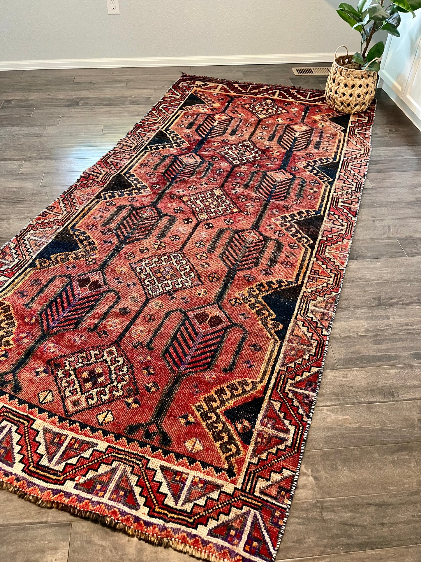 Vintage Rug #78 - 4'4.5" x 9'2"