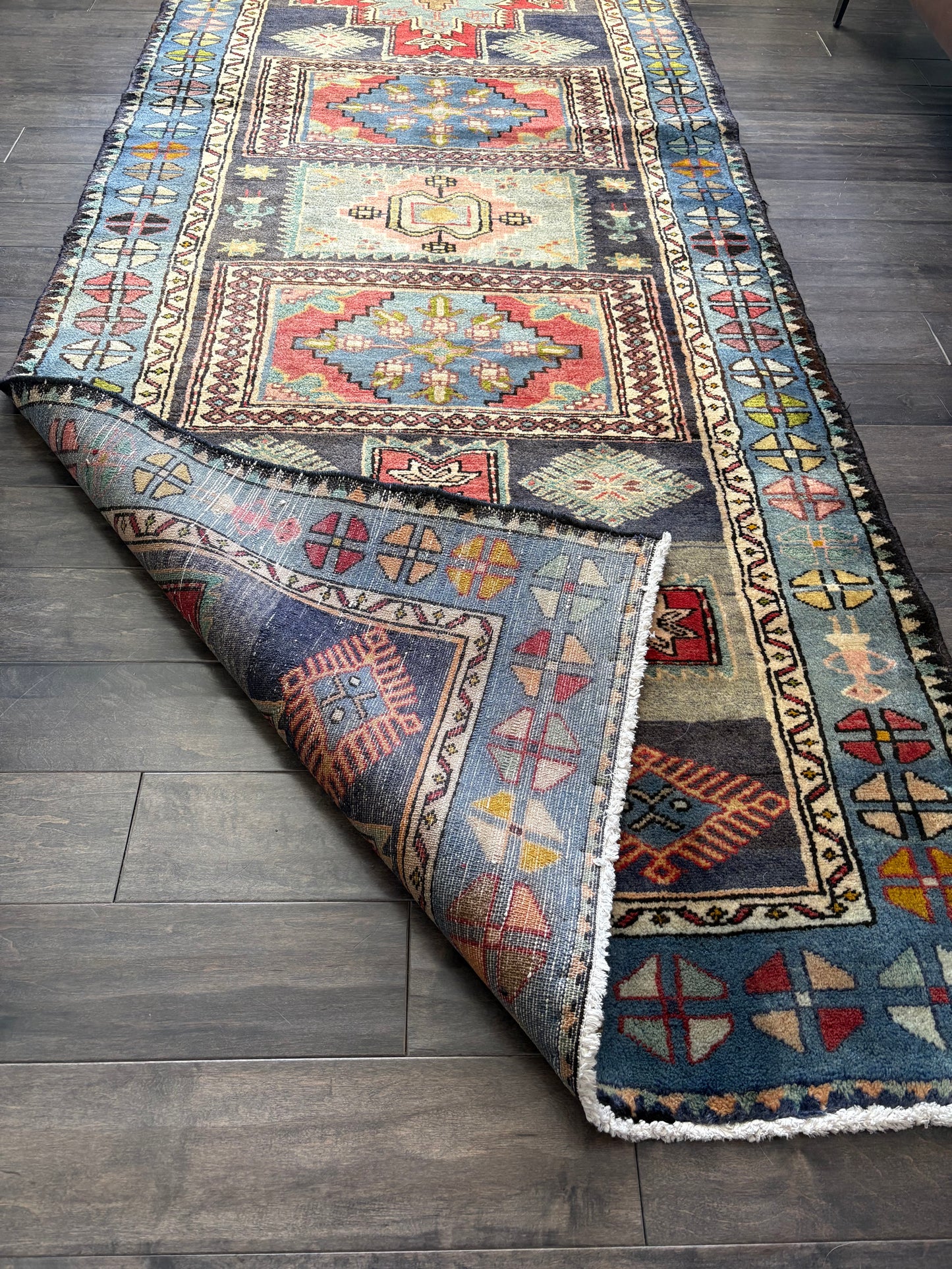 Vintage Rug #152 - 3'7" x 8'8"