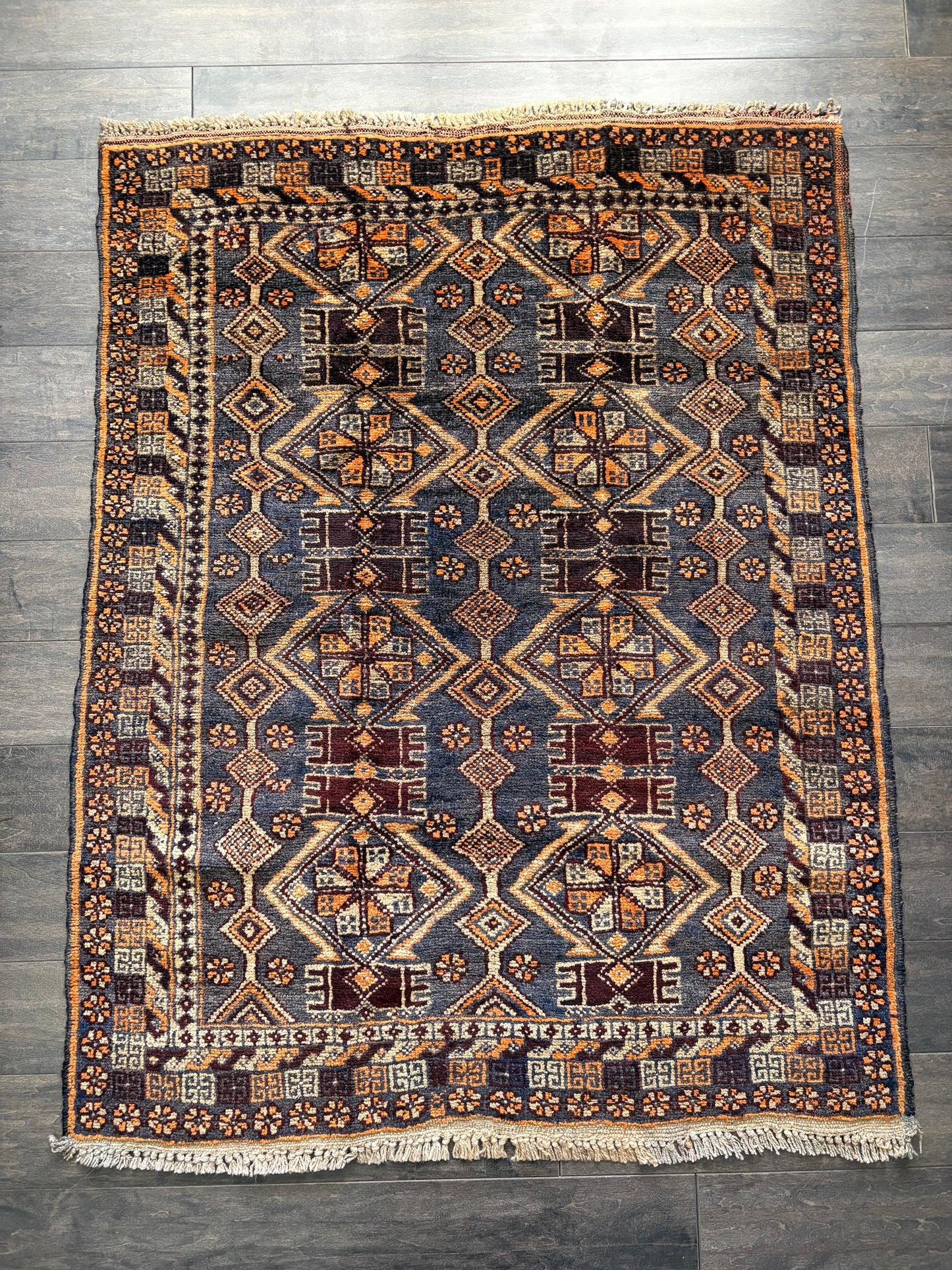 Vintage Rug #155 - 3'2" x 4'2.5"