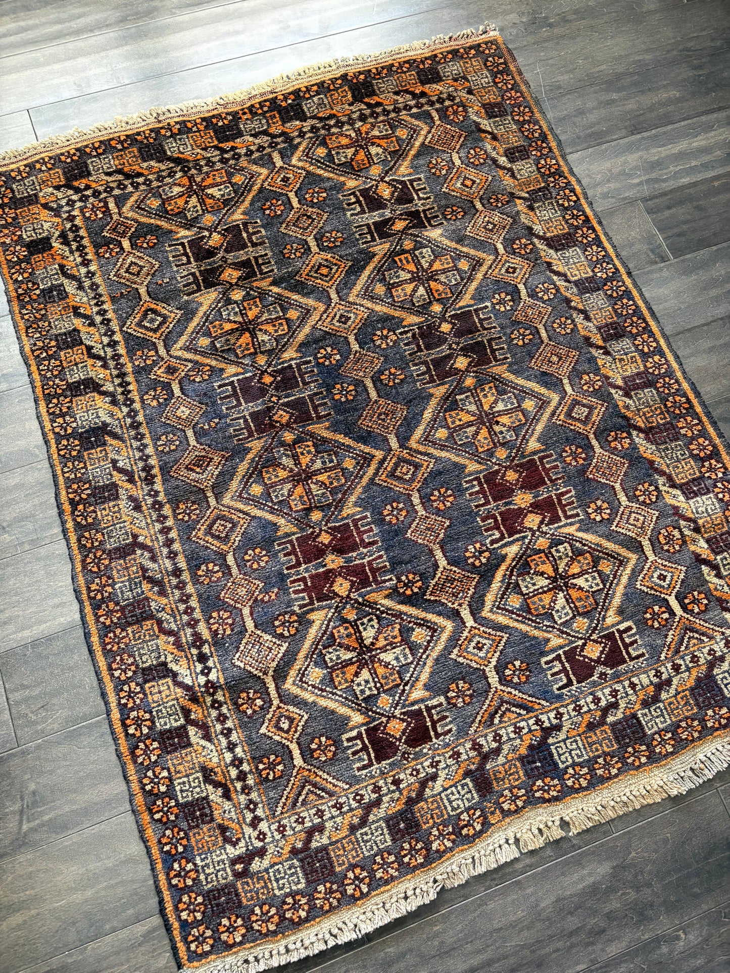 Vintage Rug #155 - 3'2" x 4'2.5"