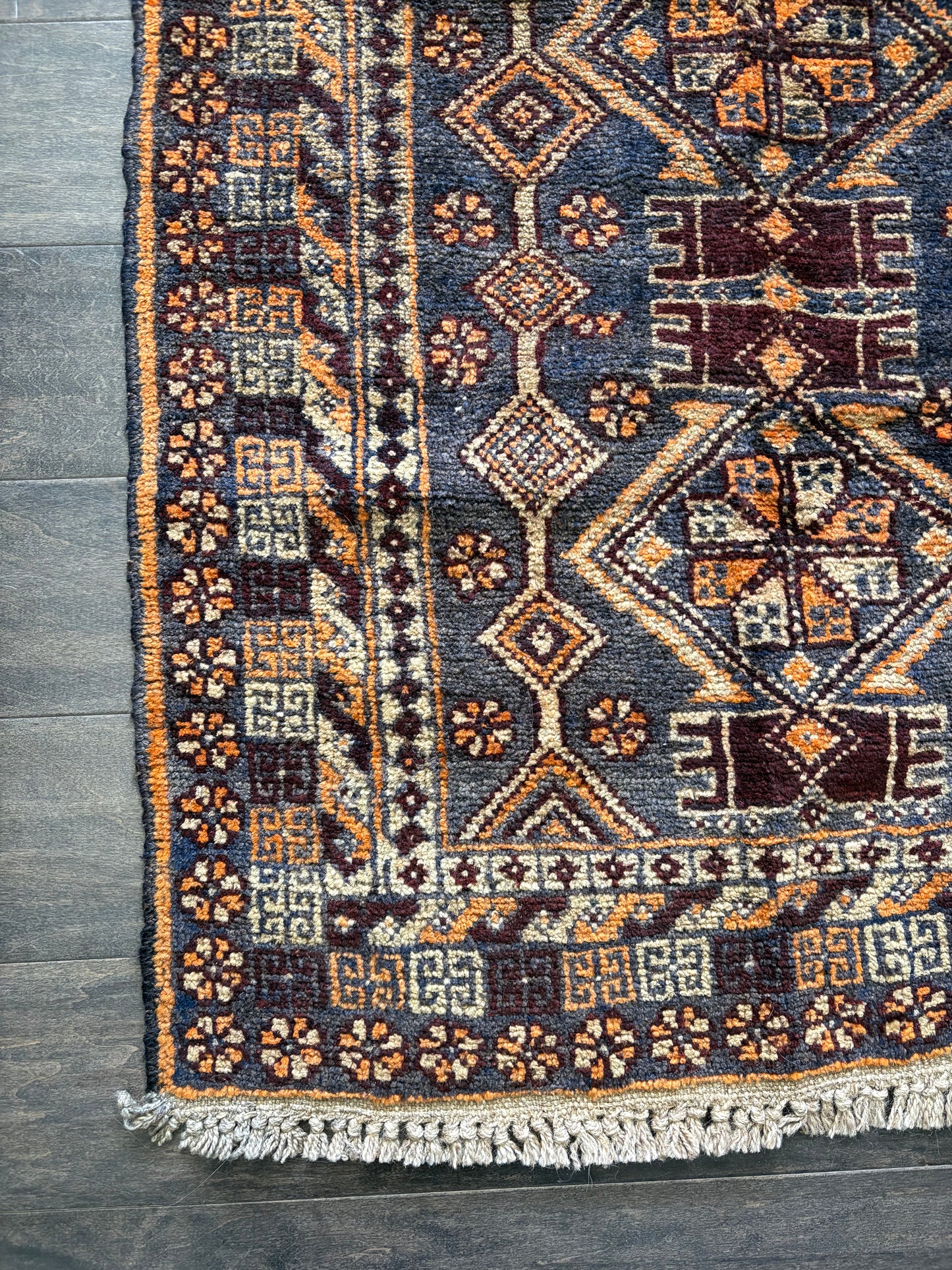 Vintage Rug #155 - 3'2" x 4'2.5"