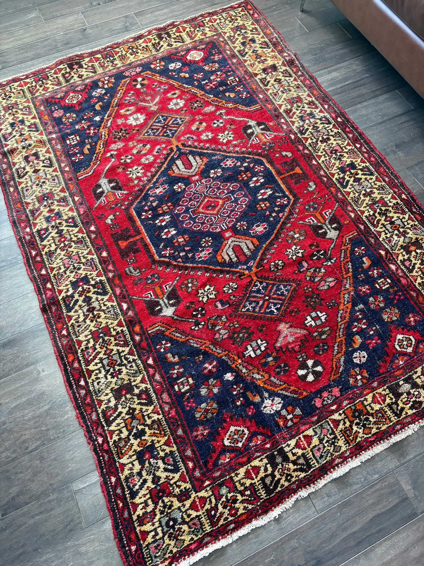 Vintage Rug #156 - 4'8" x 6'8"