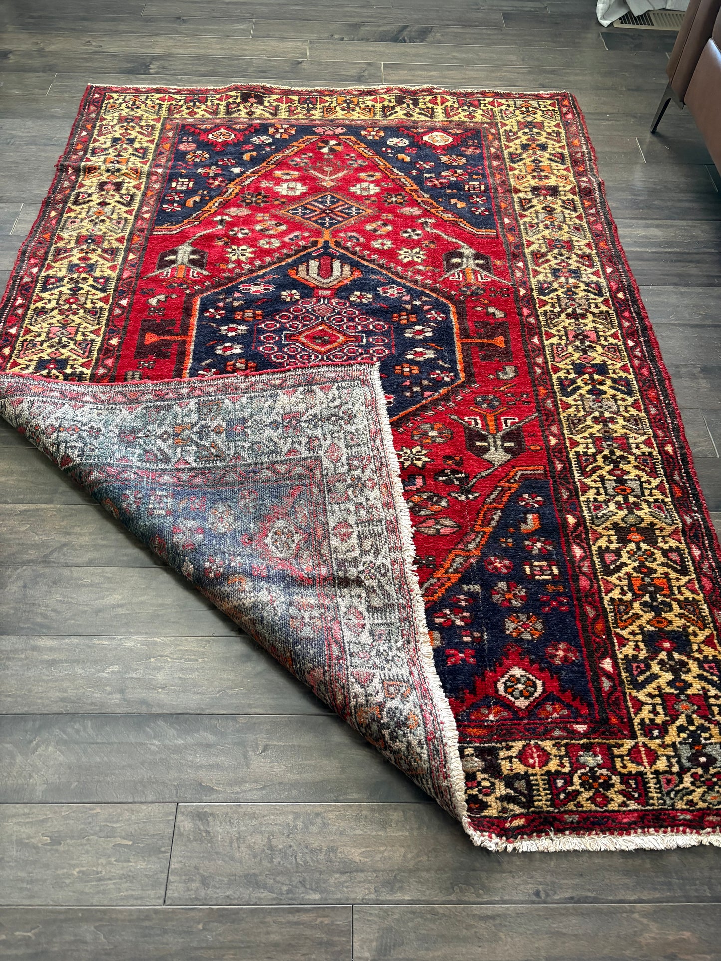 Vintage Rug #156 - 4'8" x 6'8"