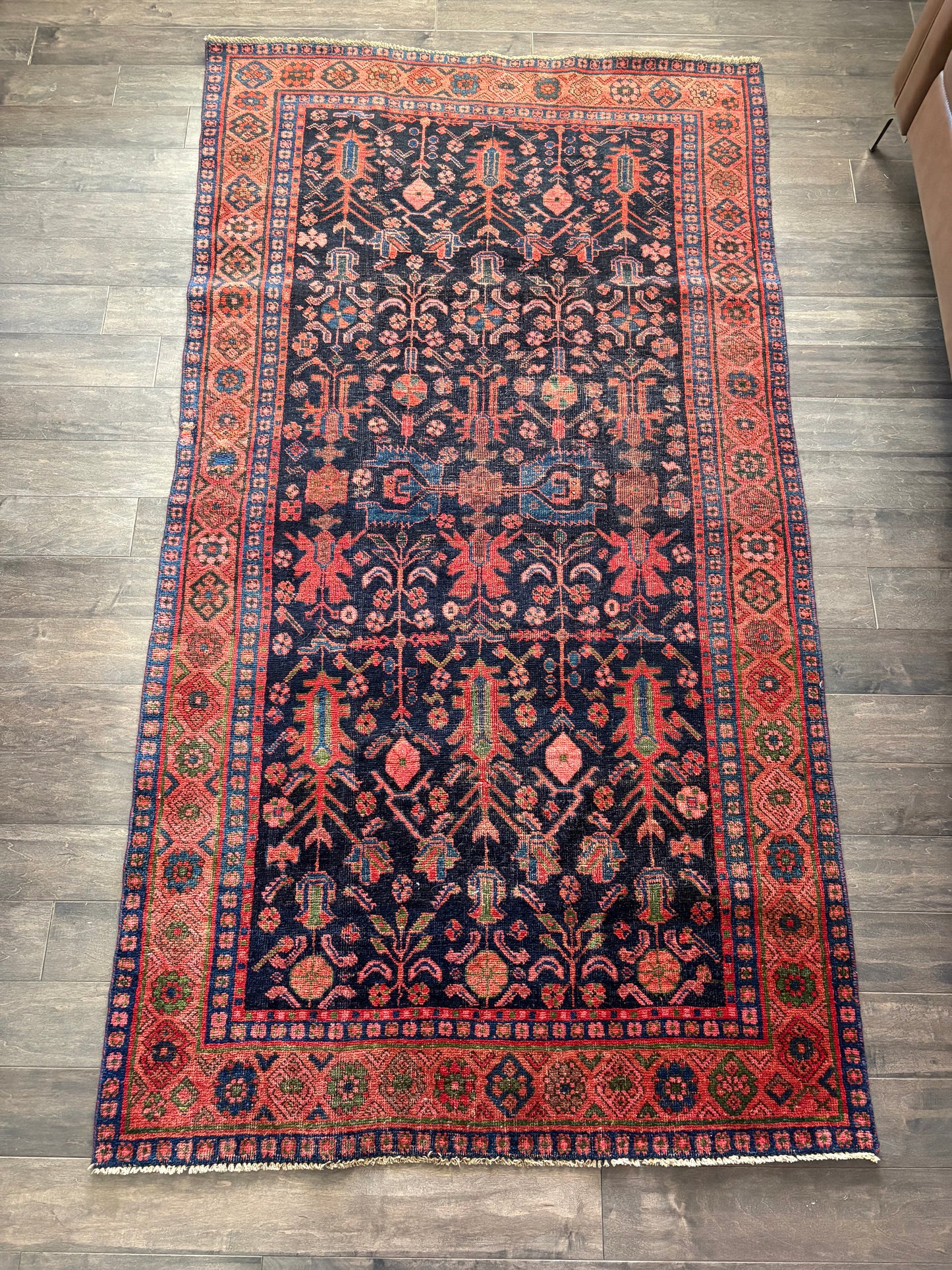 Vintage Rug #158 - 4'2.5" x 7'8"