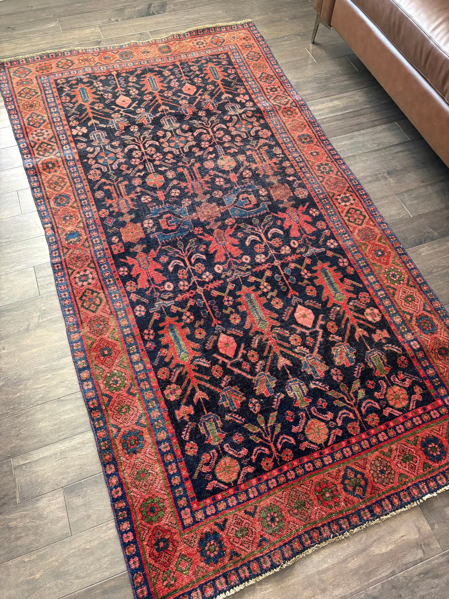 Vintage Rug #158 - 4'2.5" x 7'8"