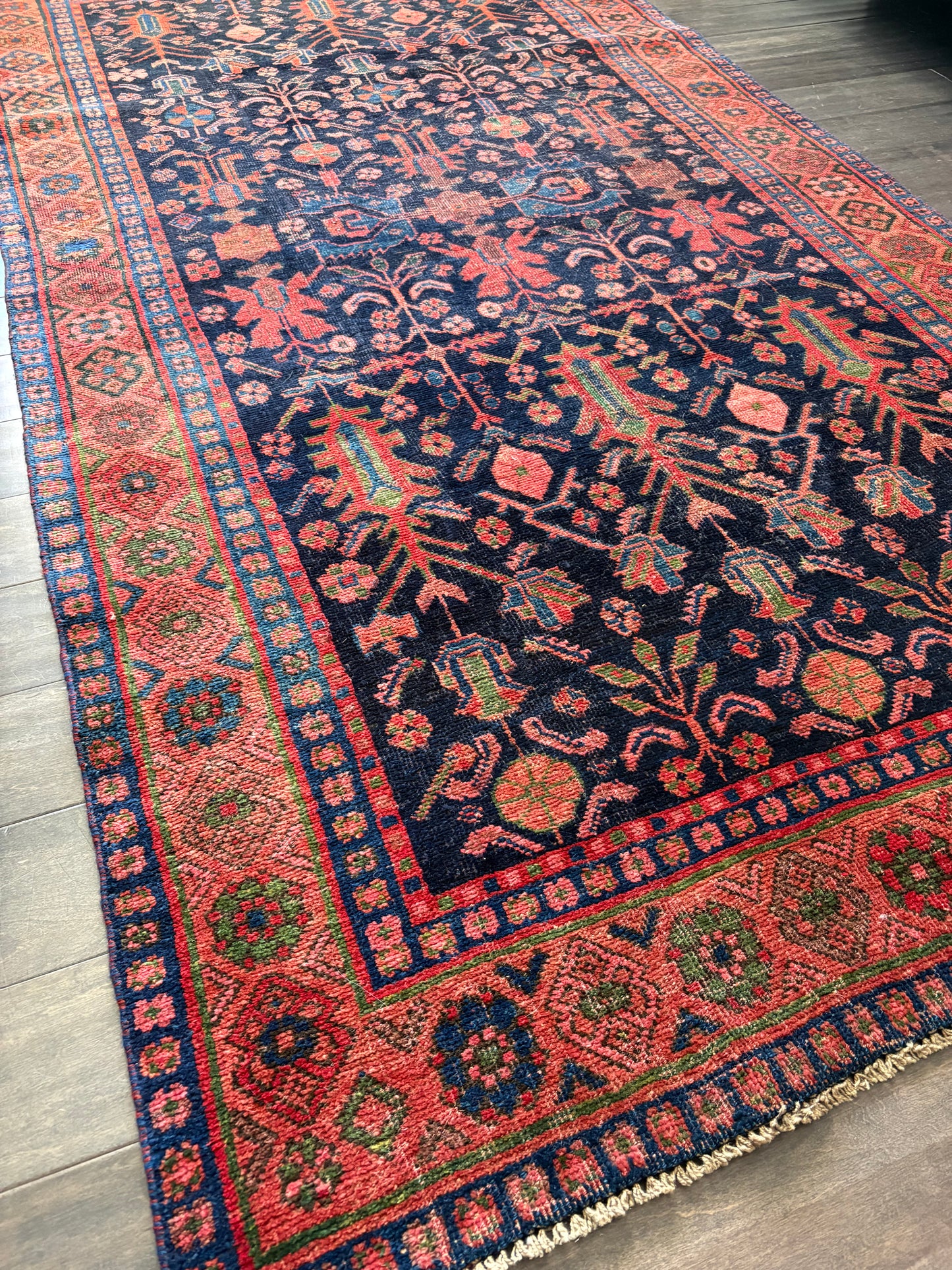Vintage Rug #158 - 4'2.5" x 7'8"