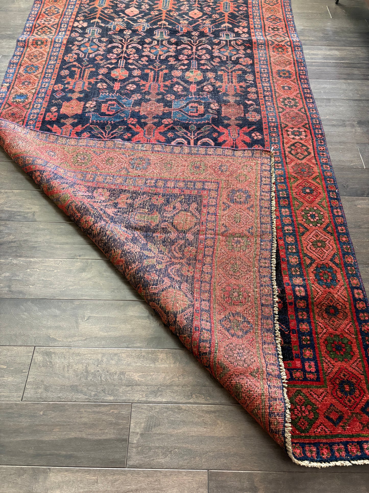 Vintage Rug #158 - 4'2.5" x 7'8"