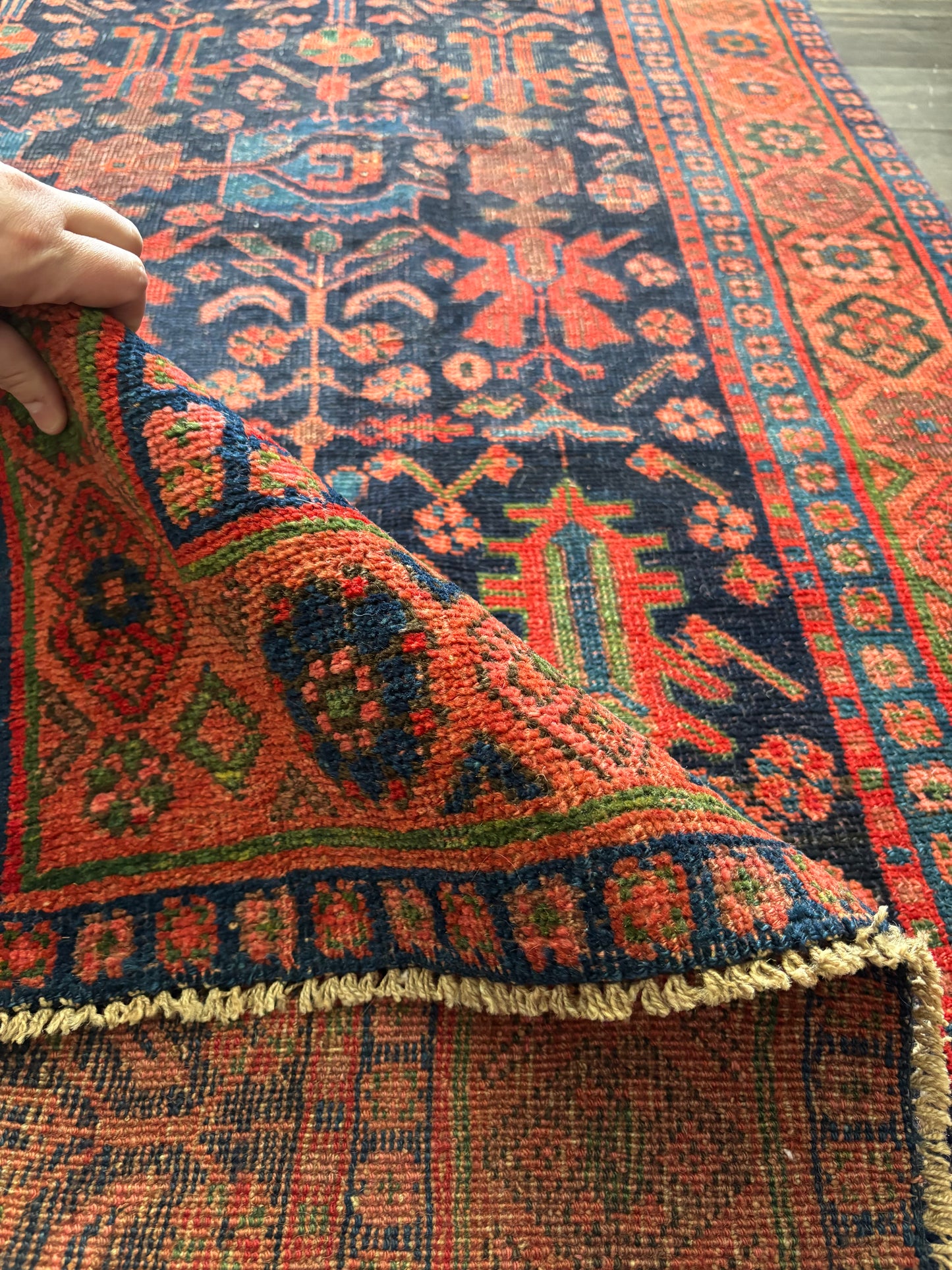 Vintage Rug #158 - 4'2.5" x 7'8"