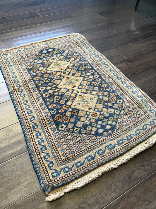 Vintage Rug #93 - 2'9" x 1'8.5"