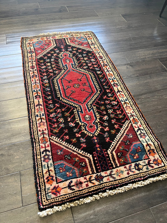 Vintage Rug #95 - 3'8" x 1'9"