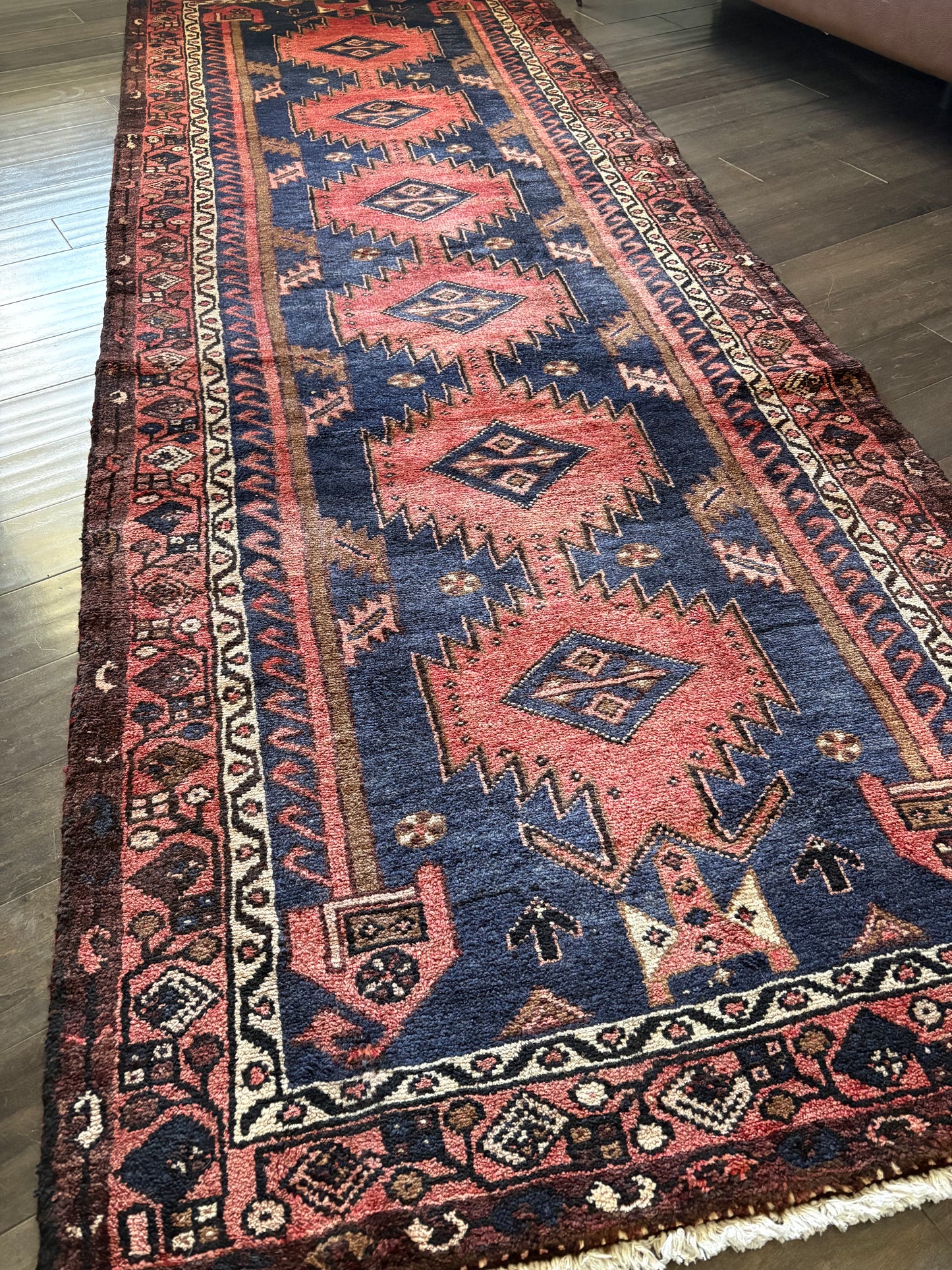 Vintage Rug #173 - 9'7.5" x 3'6"