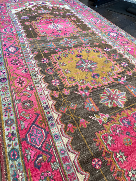 Vintage Rug #166 - 3'9" x 10'7"