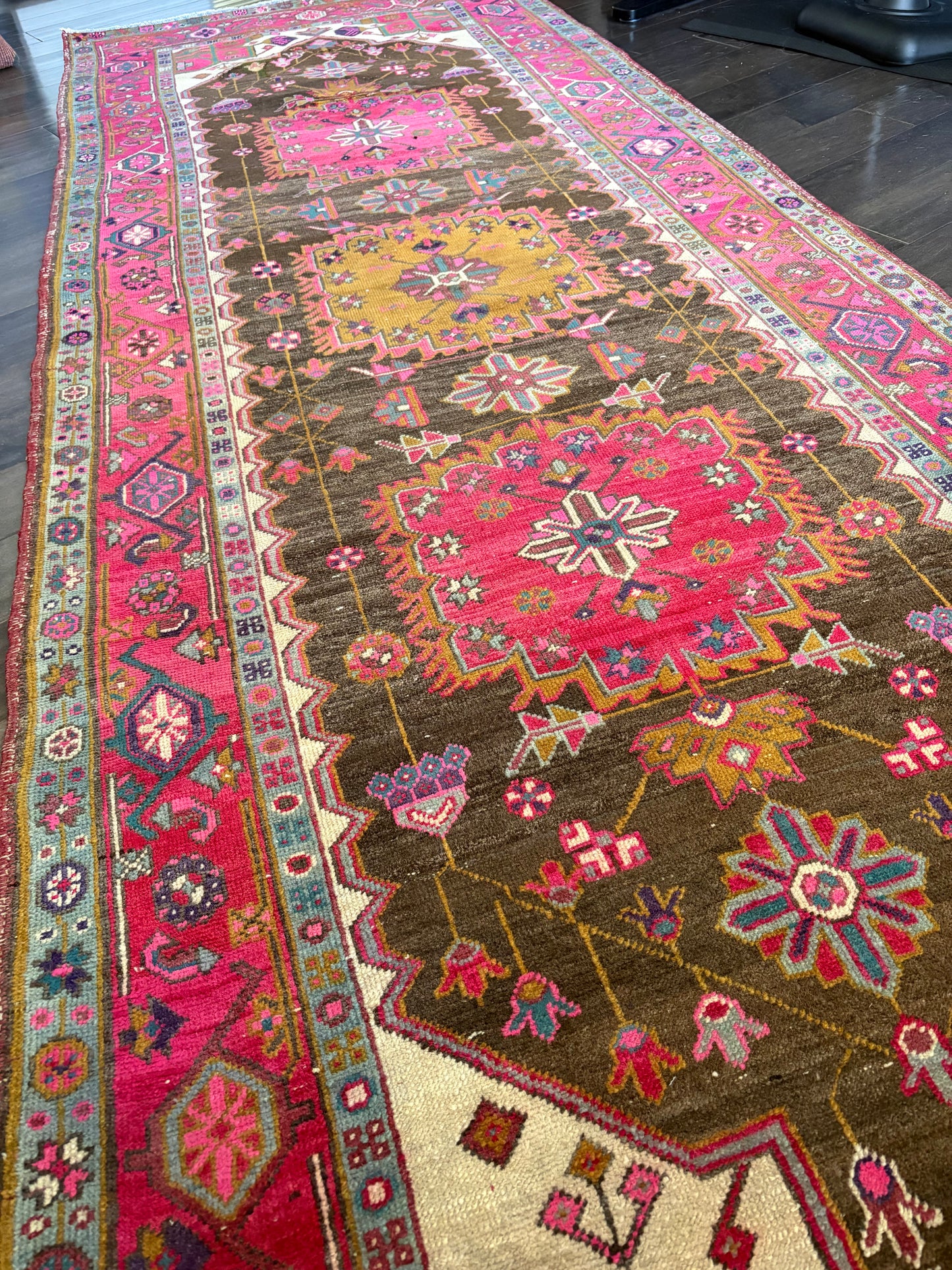 Vintage Rug #166 - 3'9" x 10'7"
