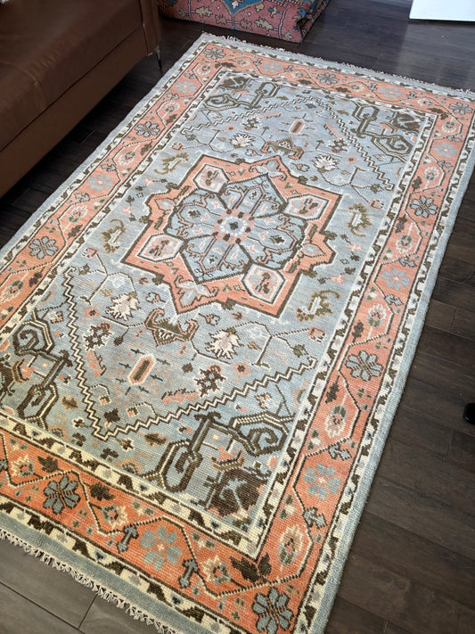 Rug #167 - 5'10" x 9'5"