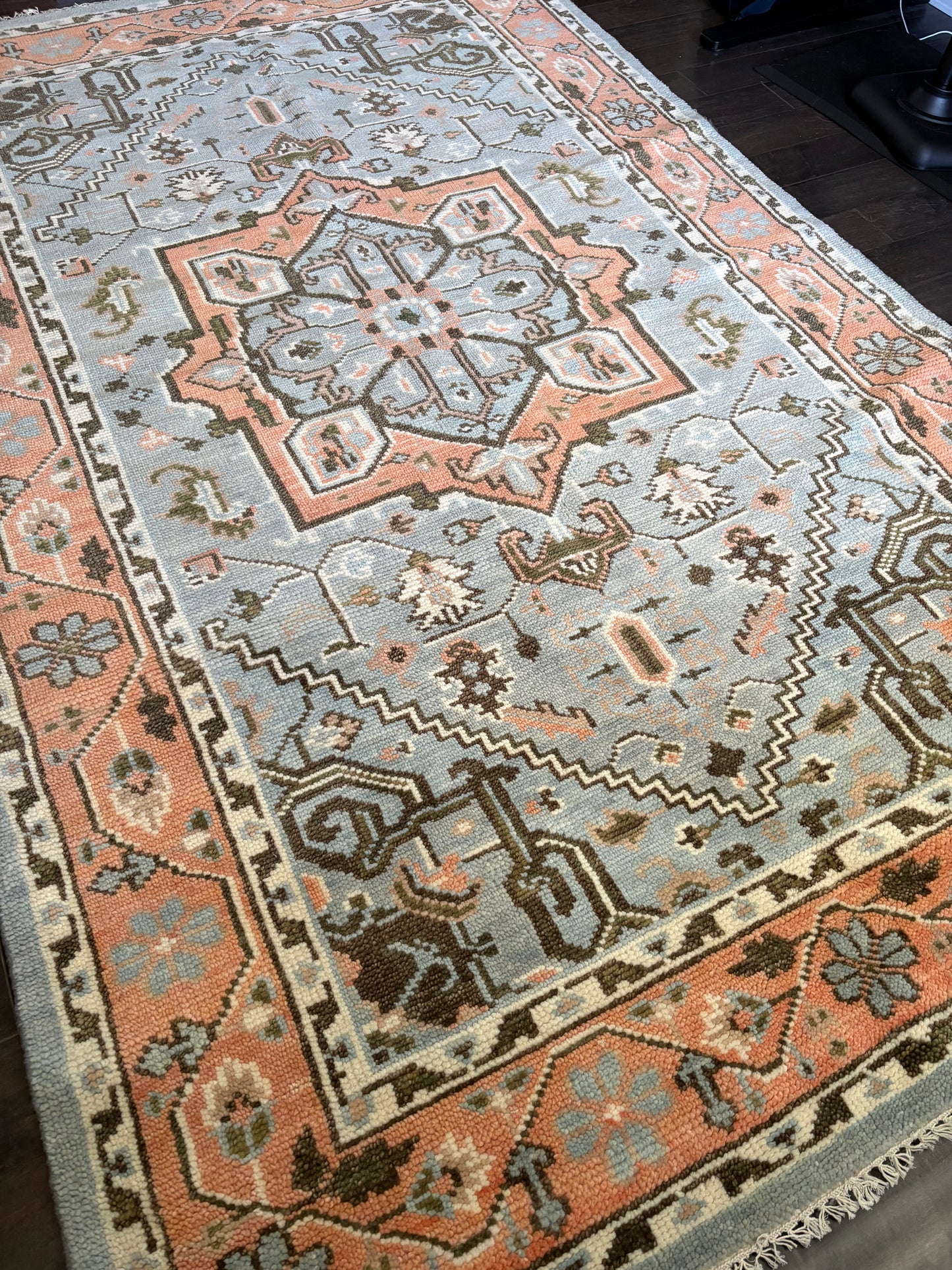 Rug #167 - 5'10" x 9'5"