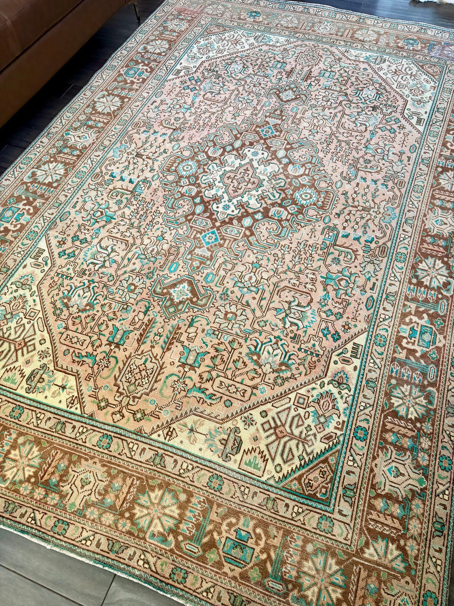 Vintage Rug #164 - 6'3.5" x 9'5"