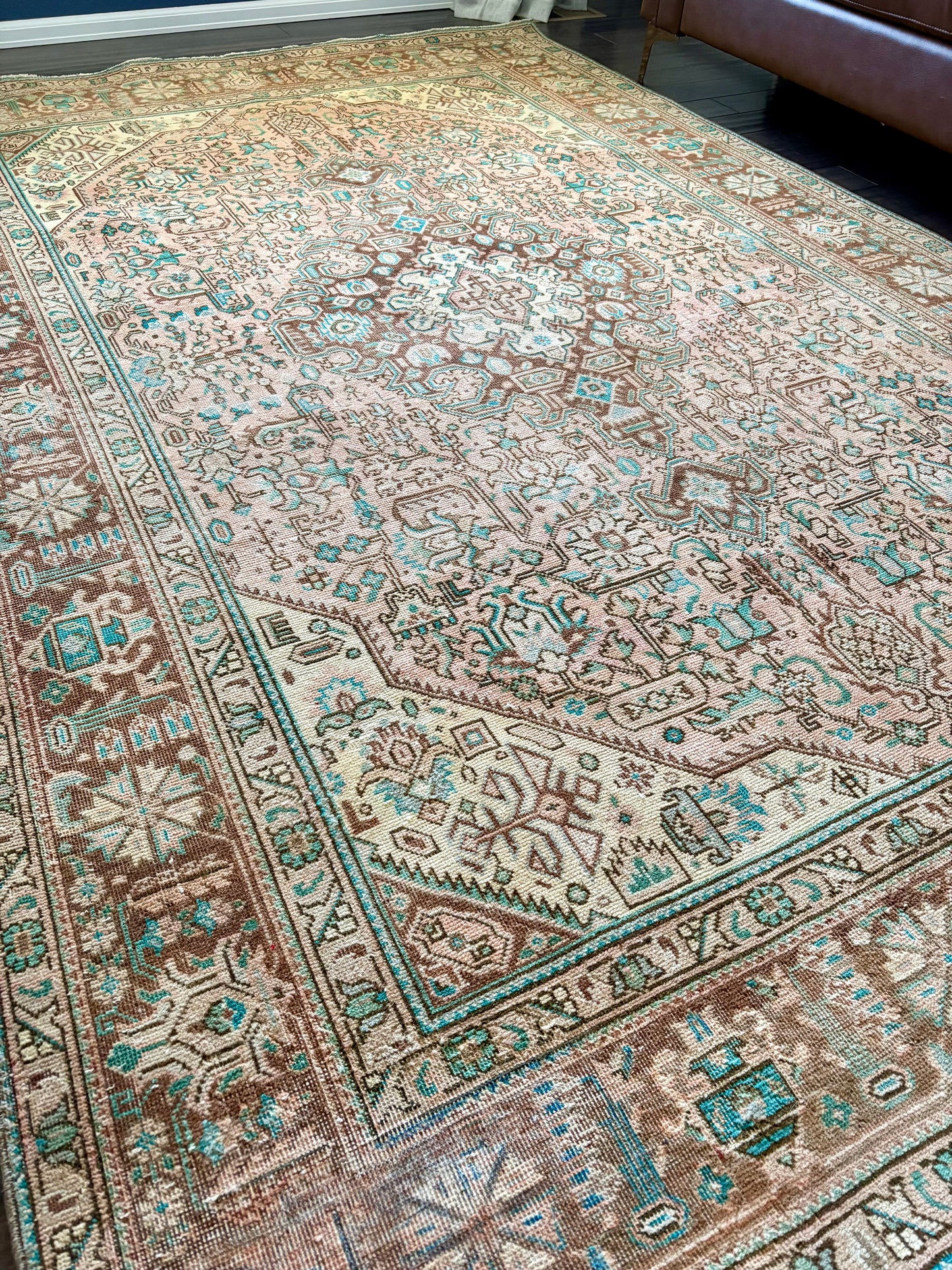 Vintage Rug #164 - 6'3.5" x 9'5"