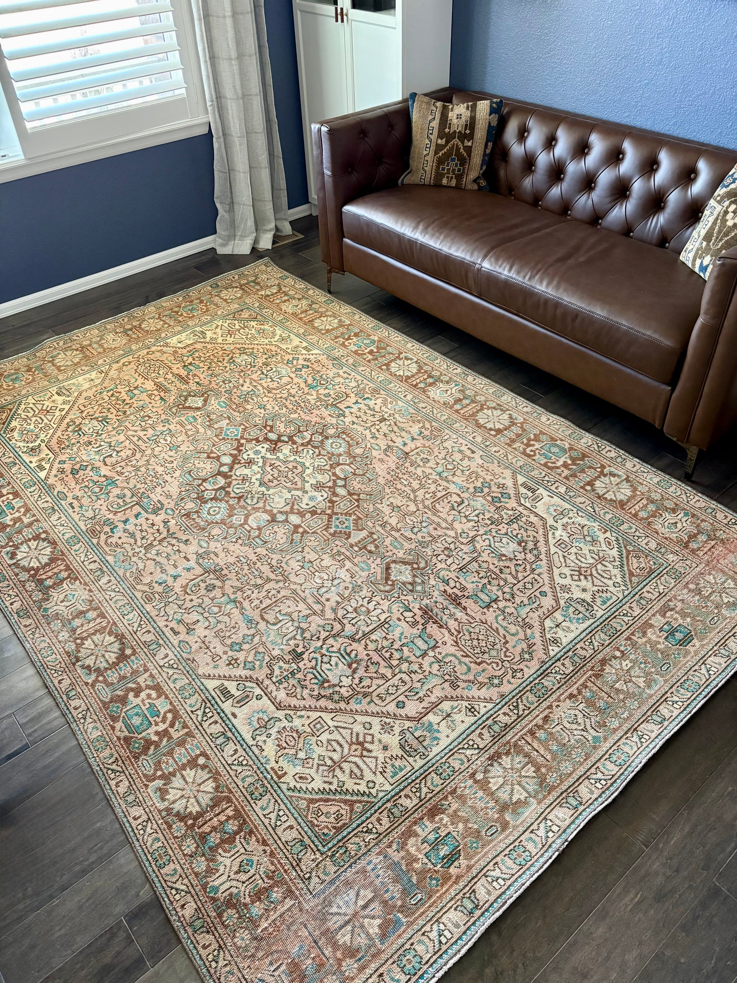Vintage Rug #164 - 6'3.5" x 9'5"