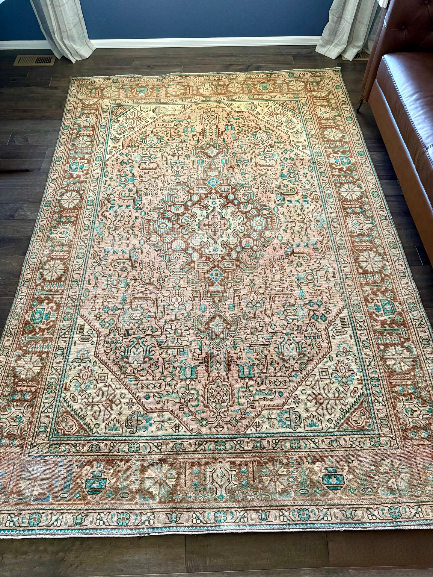 Vintage Rug #164 - 6'3.5" x 9'5"