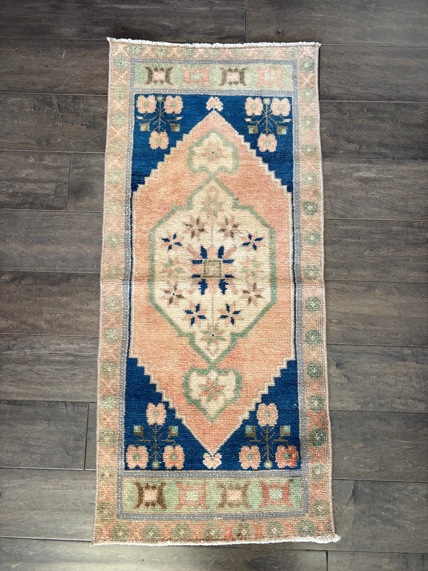 Vintage Rug #181 - 3'3" x 1'5.5"