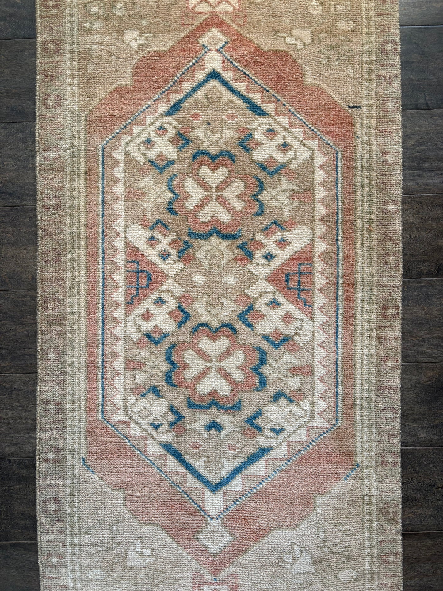 Vintage Rug #182 - 3'10.5" x 1'9.5"